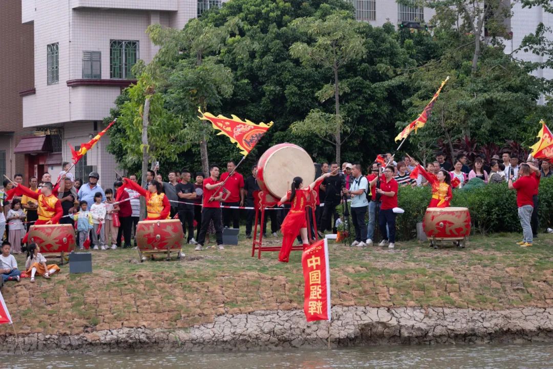 燃动金秋 | 草艇竞渡，夺人风采彰显非遗文化瑰宝之韵(图5)